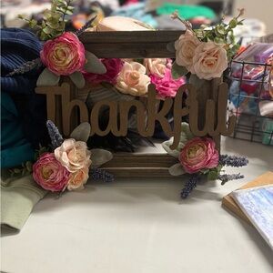 Handmade Floral Thankful‎ Wooden Sign